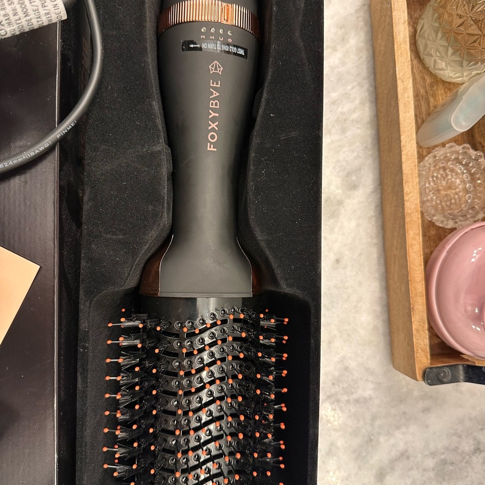 Rose Gold Blowout Dryer Brush